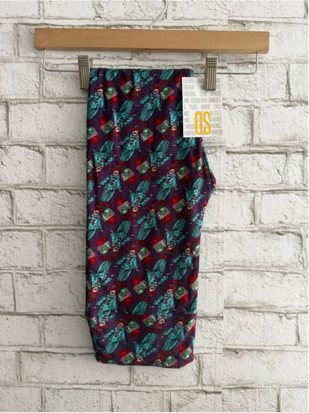 NEW LulaRoe OS Clown Leggings ONE SIZE Purple Background